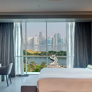 5* Hotel 72